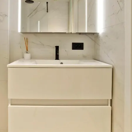 Apartment Trendy En Modern Ostendia
